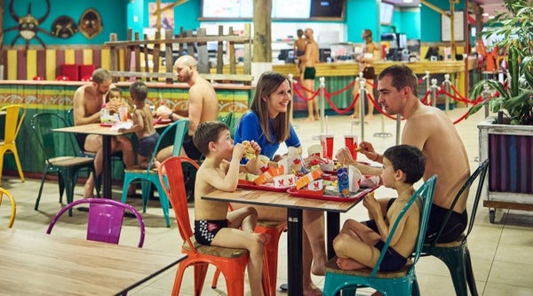 Palm Beach - restaurant (bistro) at Aqualibi