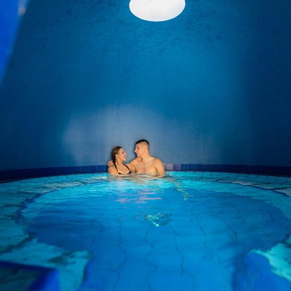 Grotto - swimming pool at Aquapark Fala Łodz