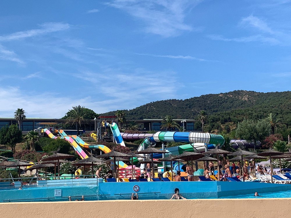 Flying Boat - water slide at Aqualand Sainte-Maxime
