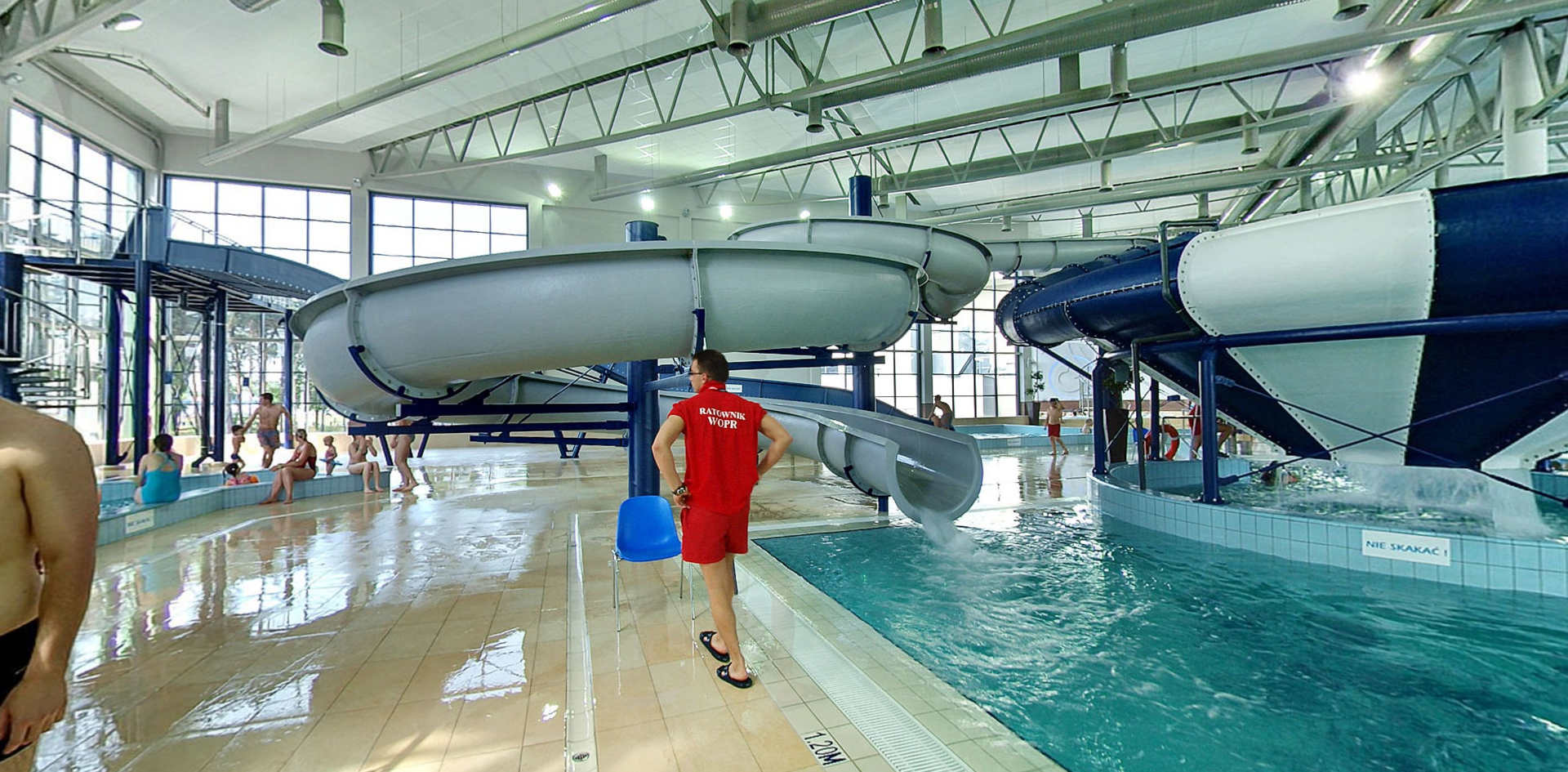  Semi-Open Salamander Slide - water slide at Aquapark Zielona Góra