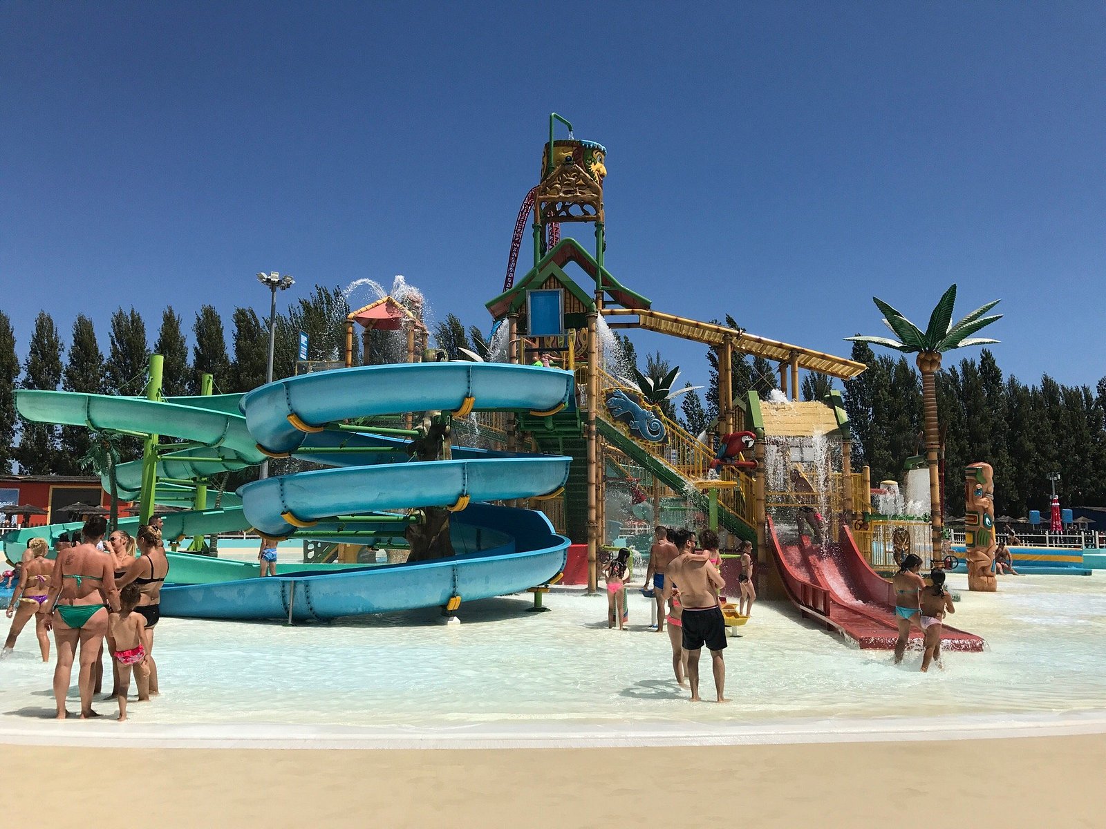 Laguna del Sol - activity zone at Mirabeach