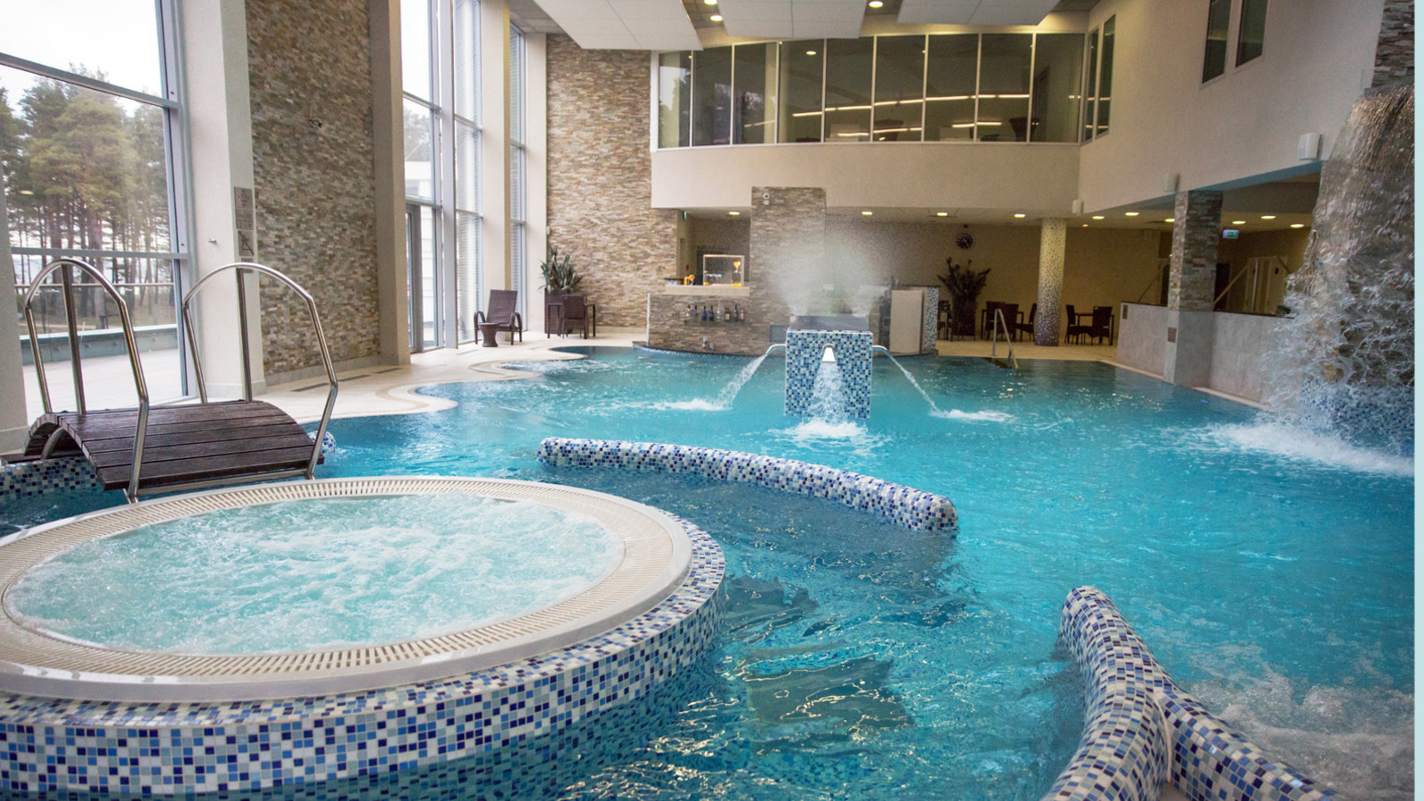 Hot Tubes - wellness area at Noorus Veepark 