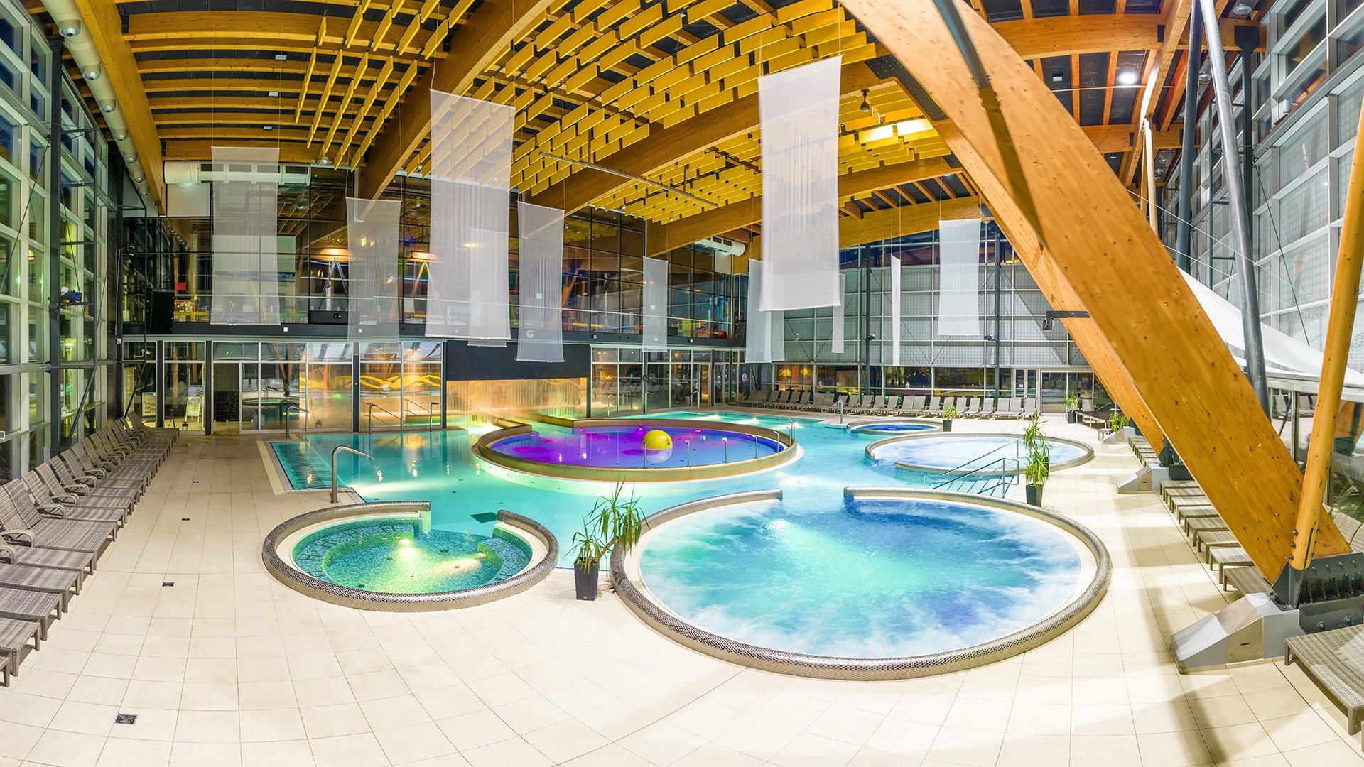 Blue Sapphire pools - swimming pool at AquaCity Poprad