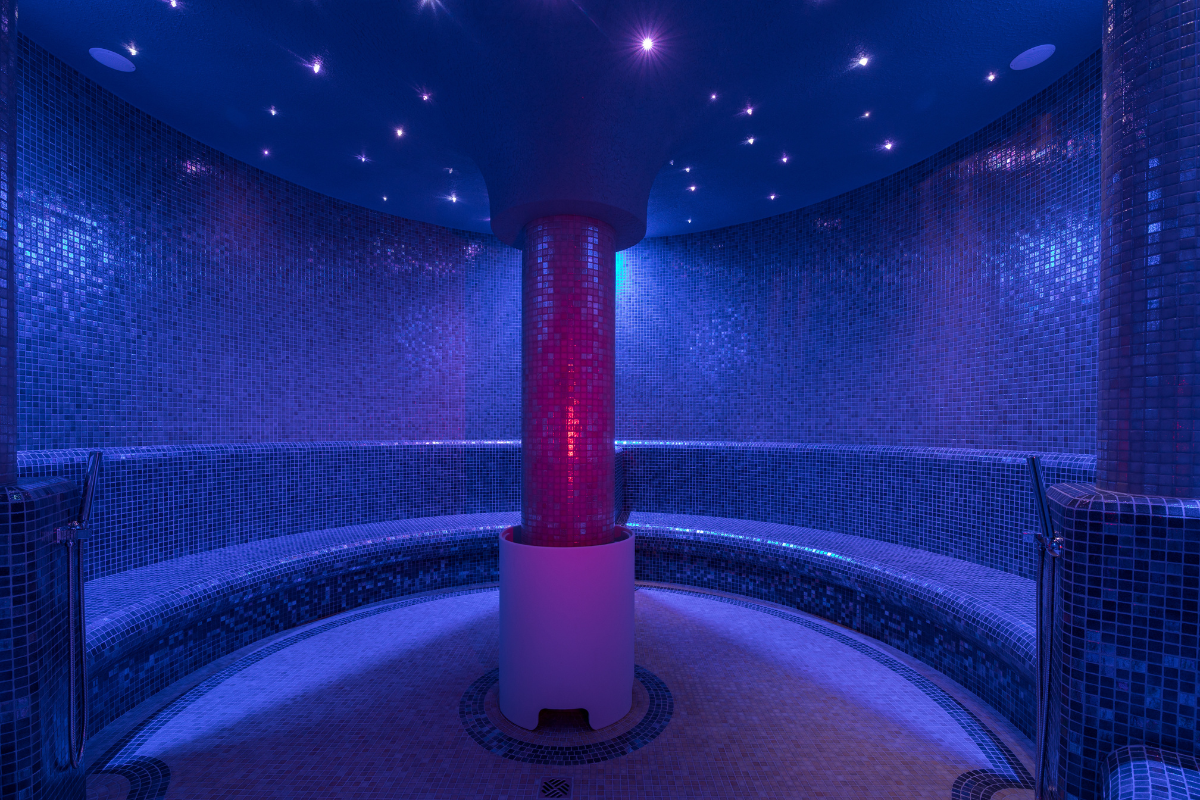 Roman Sauna - wellness area at Aquapark Trzy Fale