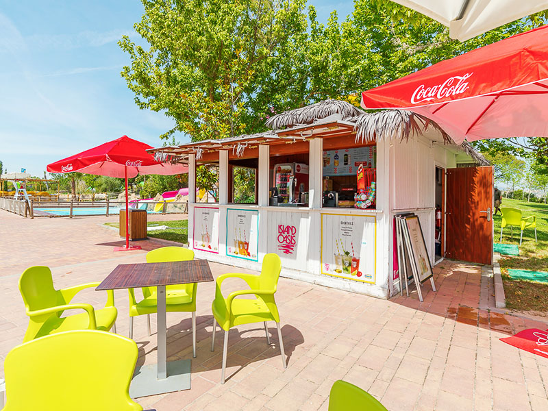 Castle Kiosk - restaurant (bistro) at Aquópolis Villanueva de la Cañada