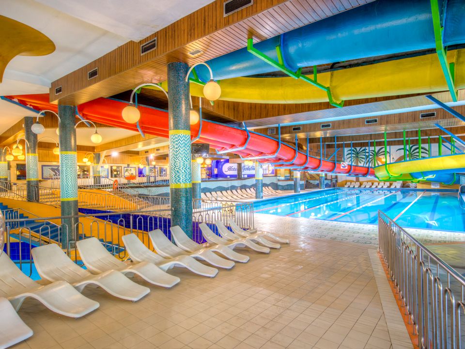 Sport Pool - swimming pool at Tropicana Wisła 