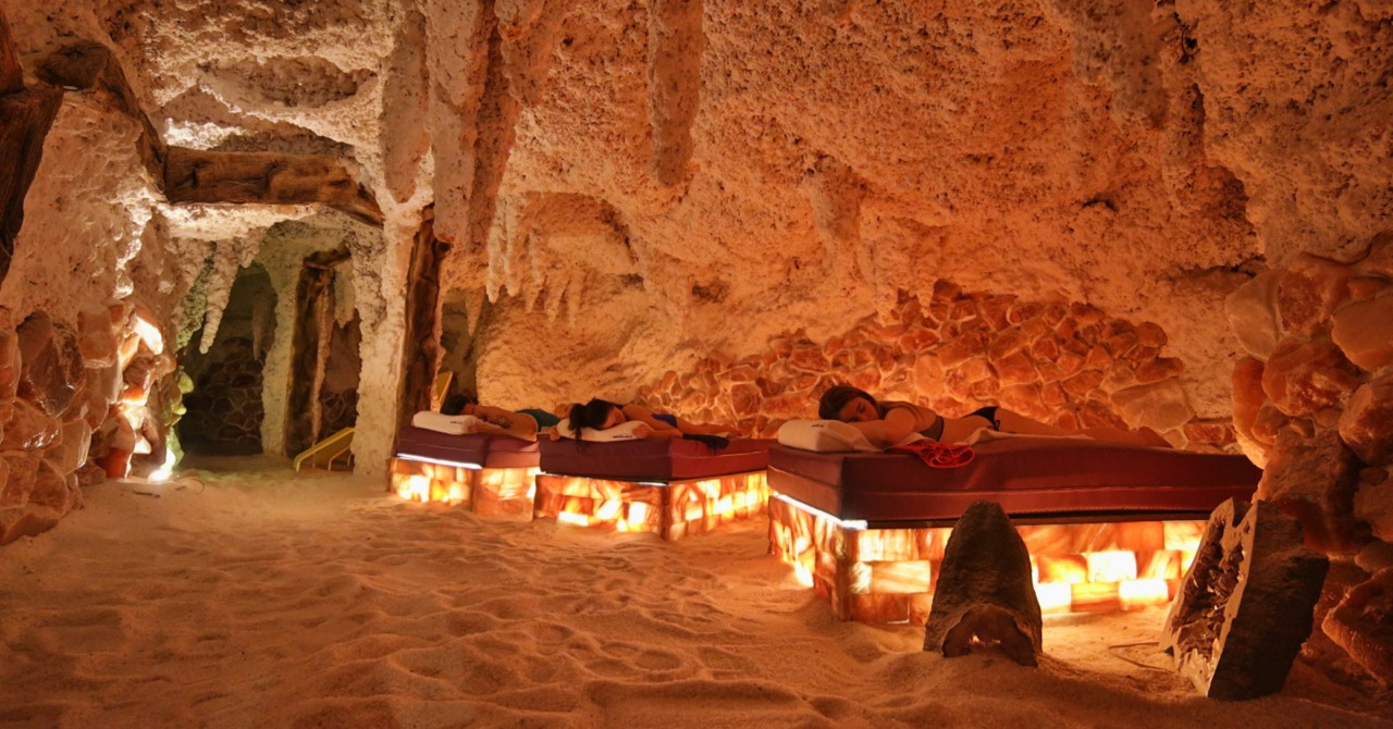 Himalayan Sea Salt Cave - wellness area at Aqualand Cologne