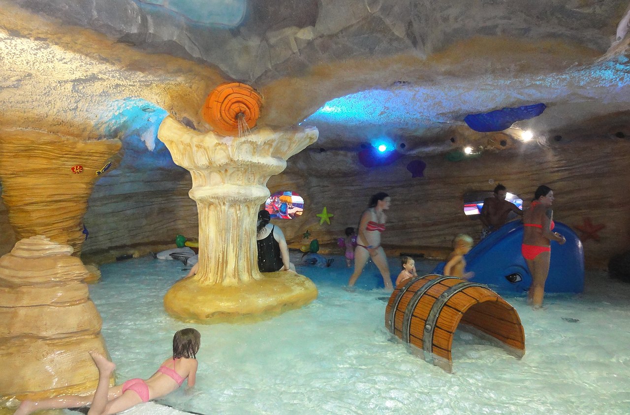 Ylvi"s Toddlerspool - swimming pool at Plopsaqua De Panne