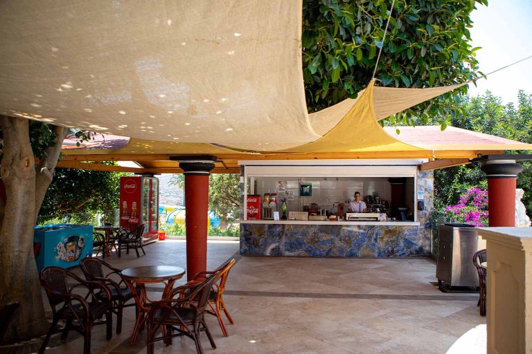 Coffee Place - restaurant (bistro) at Watercity Anopolis