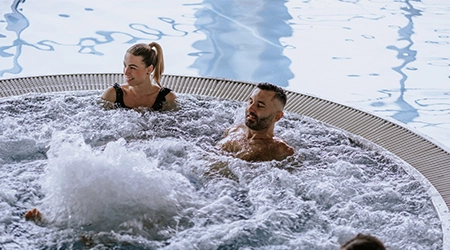 Whirlpool - swimming pool at Aquapark Olešná