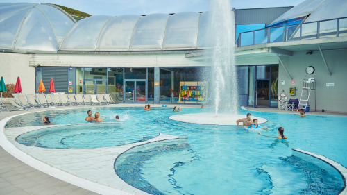 Family Tub - swimming pool at Acquaworld