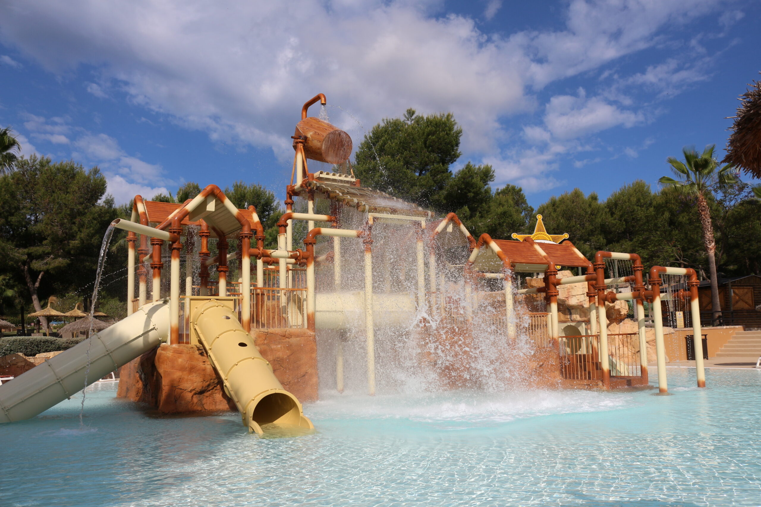 La Ponderosa - water slide at Western Water Park