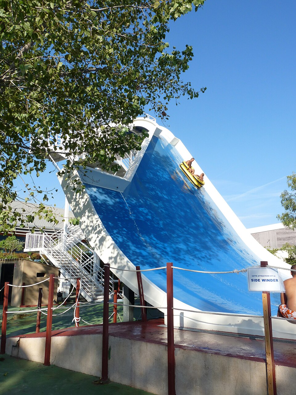 Side Winder - water slide at Aquasplash Antibes