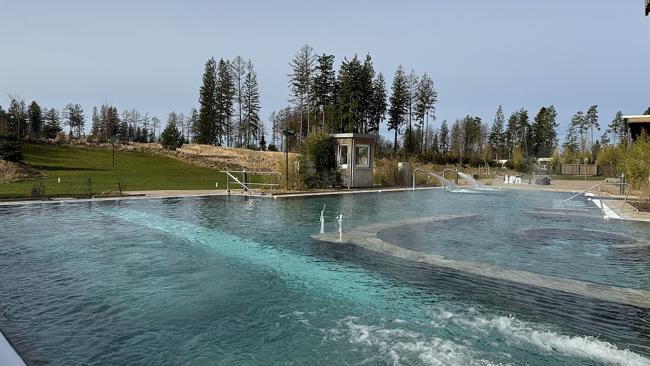 Infinity pool - swimming pool at Center Parcs Park allgau