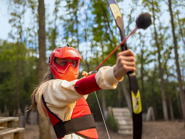 Outdoor Activities - service area at Center Parcs De Kempervennen: Archery Tag