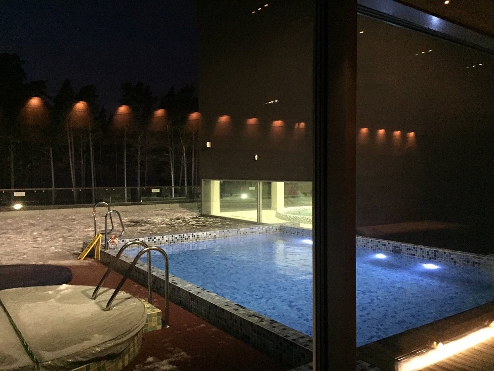 Outdoor Terrace Pool - swimming pool at Noorus Veepark 