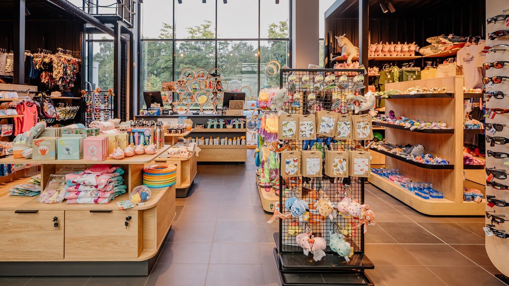 Shop On The Wave - store at Aquapark Fala Łodz