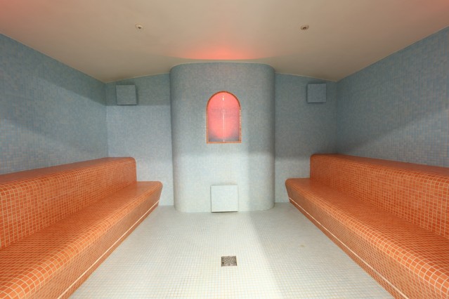 Salt Bath - wellness area at Aquacentrum Pardubice 