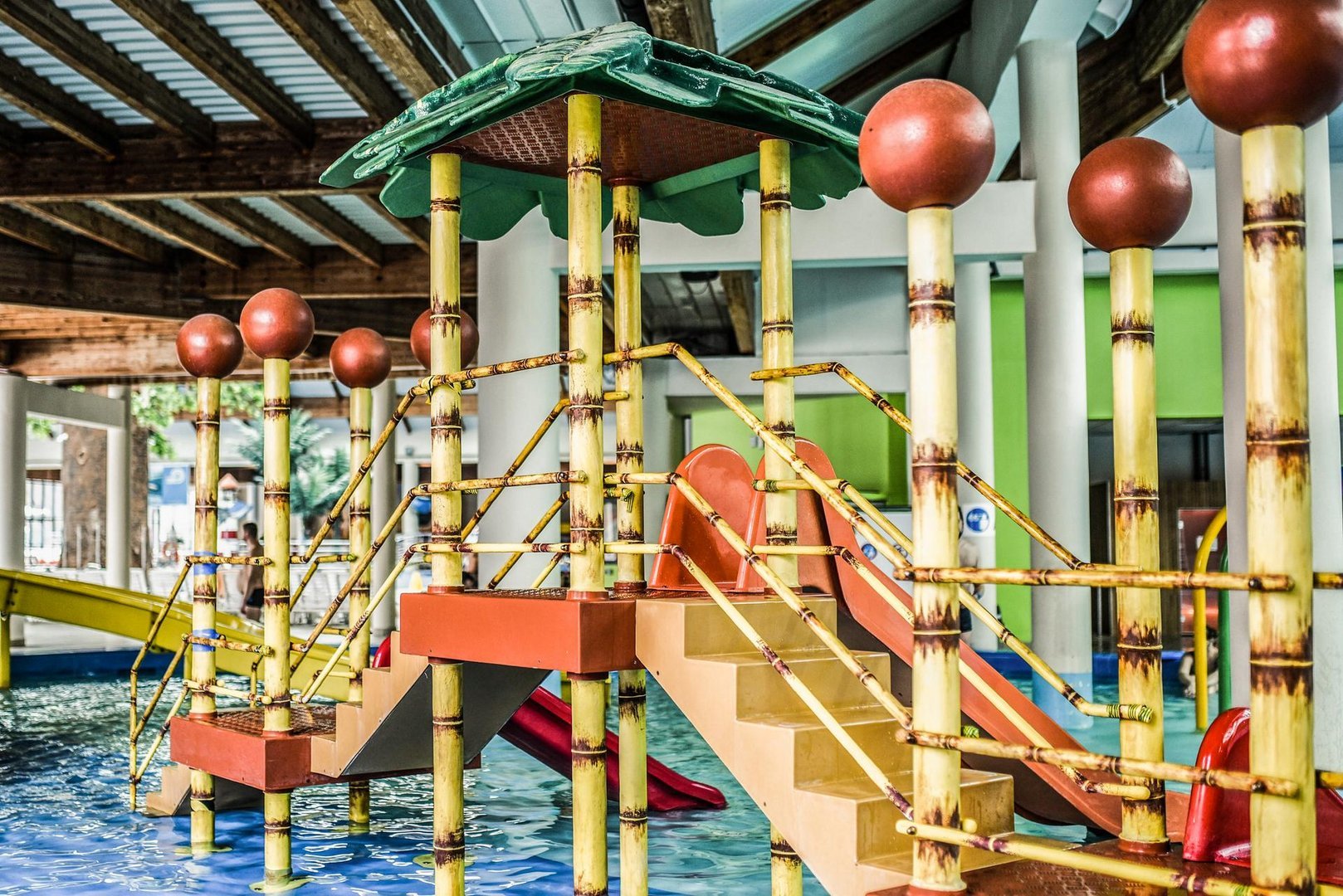 Shell Water Playground - activity zone at Aquapark Fala Łodz