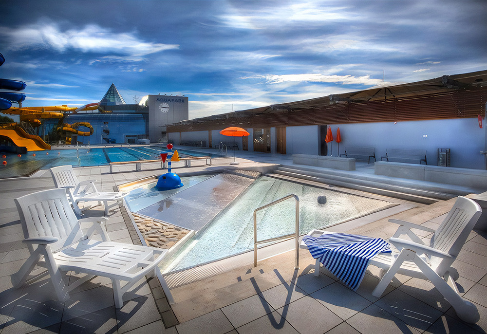 Children"s Outdoor Pool - swimming pool at Aquapark Olomouc