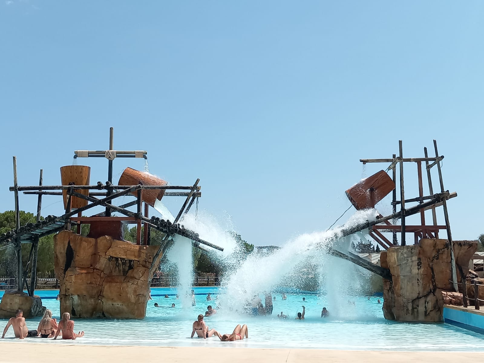 Tam Tam Splash - swimming pool at Western Water Park