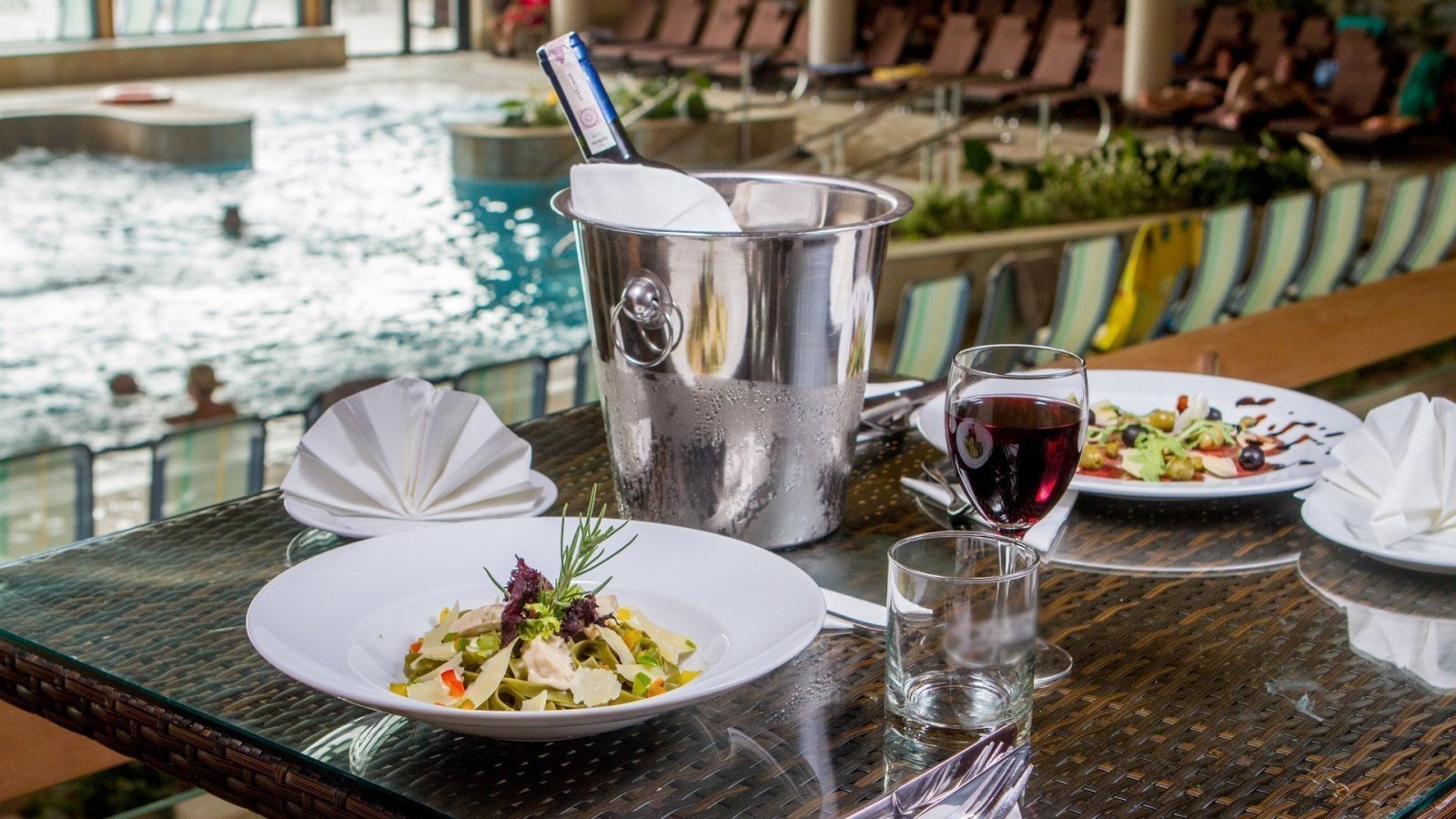 Restaurant - restaurant (bistro) at Terma Białka 