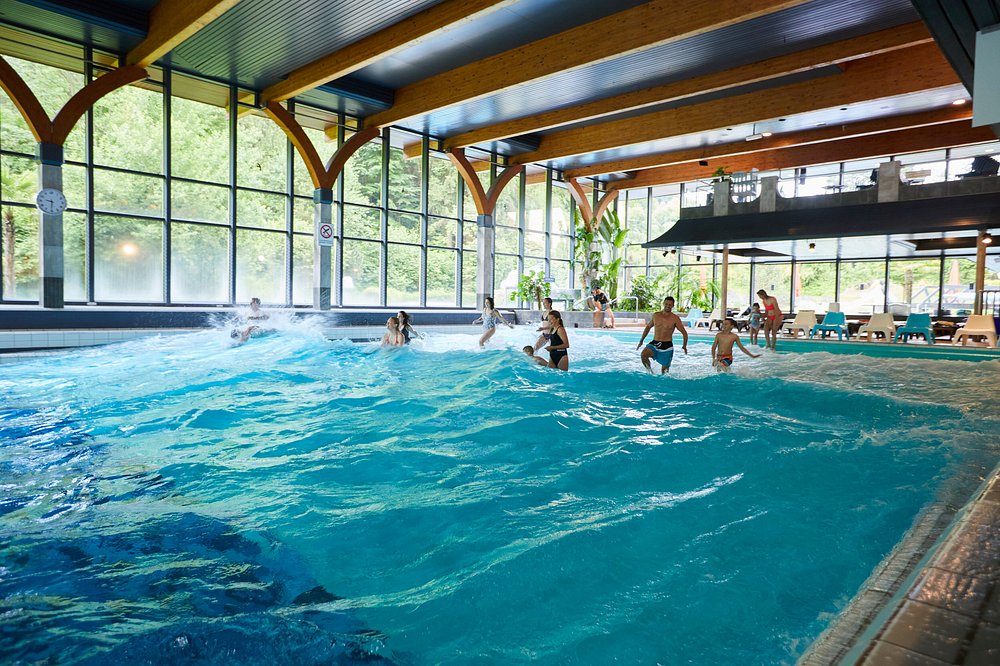 Wave Pool - swimming pool at Alpamare