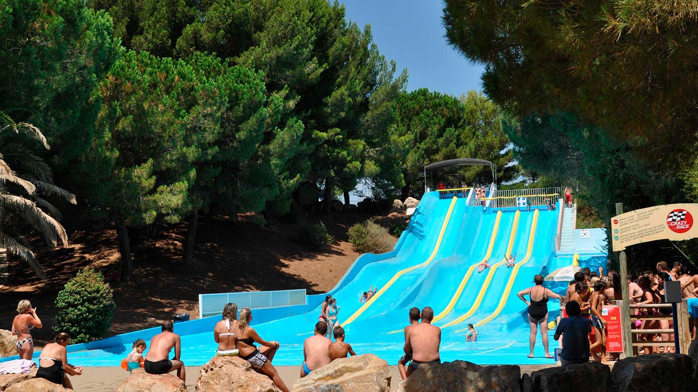 Crazy Race - water slide at Aqualand Sainte-Maxime