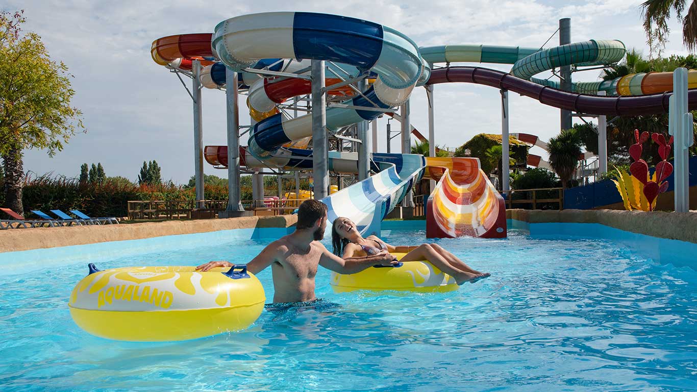 Snake Canyon - water slide at Aqualand Saint-Cyprien 