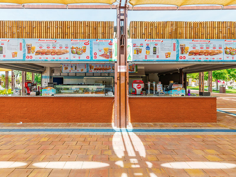 Burger Aloha - restaurant (bistro) at Aquópolis Villanueva de la Cañada