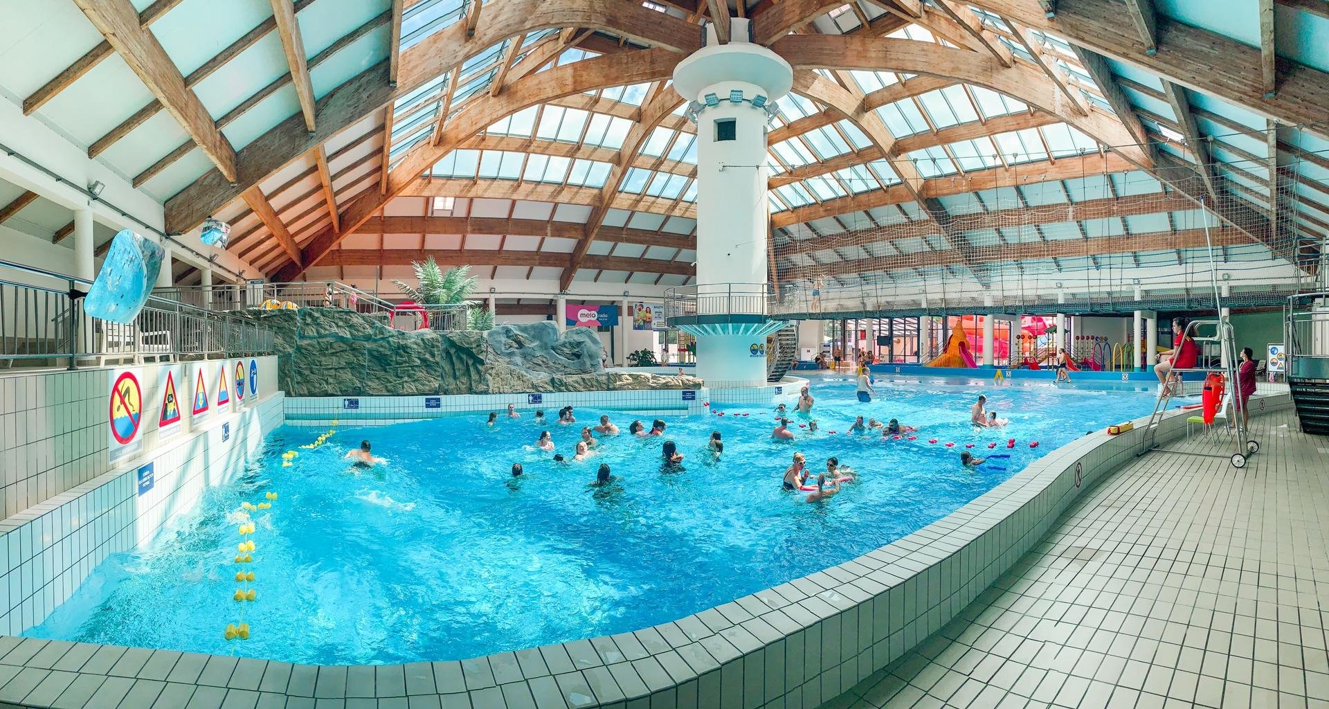 Wave Pool - swimming pool at Aquapark Fala Łodz