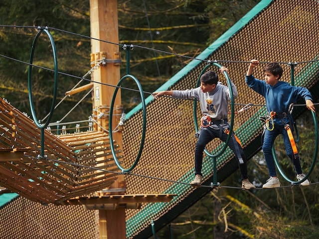 Outdoor Activities - service area at Center Parcs Les landes de gascogne: Kids High Adventure