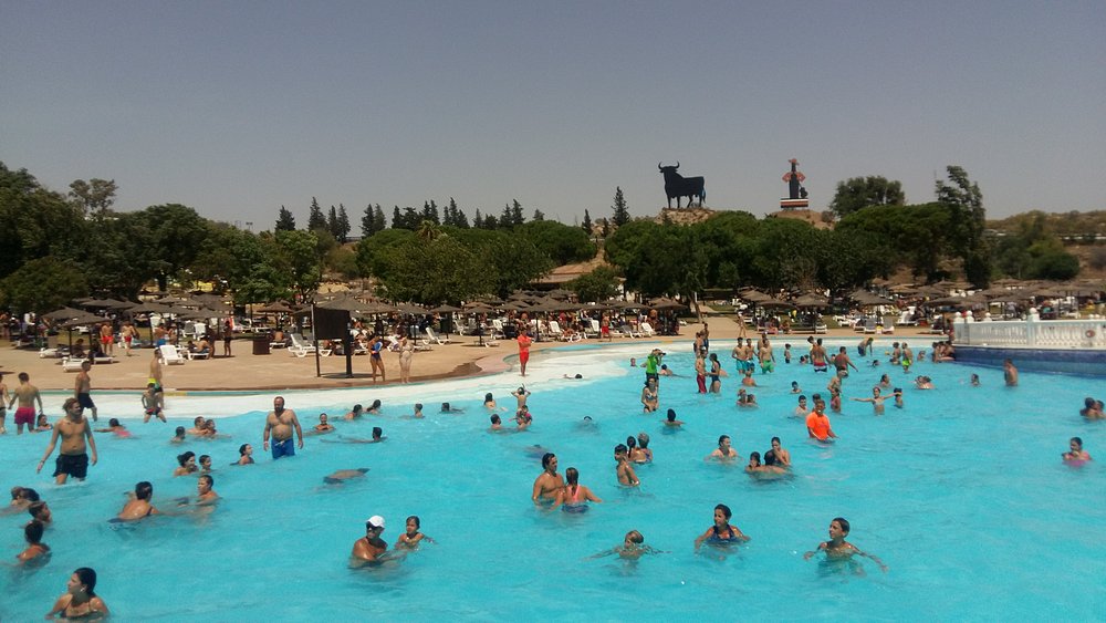 Surf Beach - swimming pool at Aqualand Bahía de Cádiz