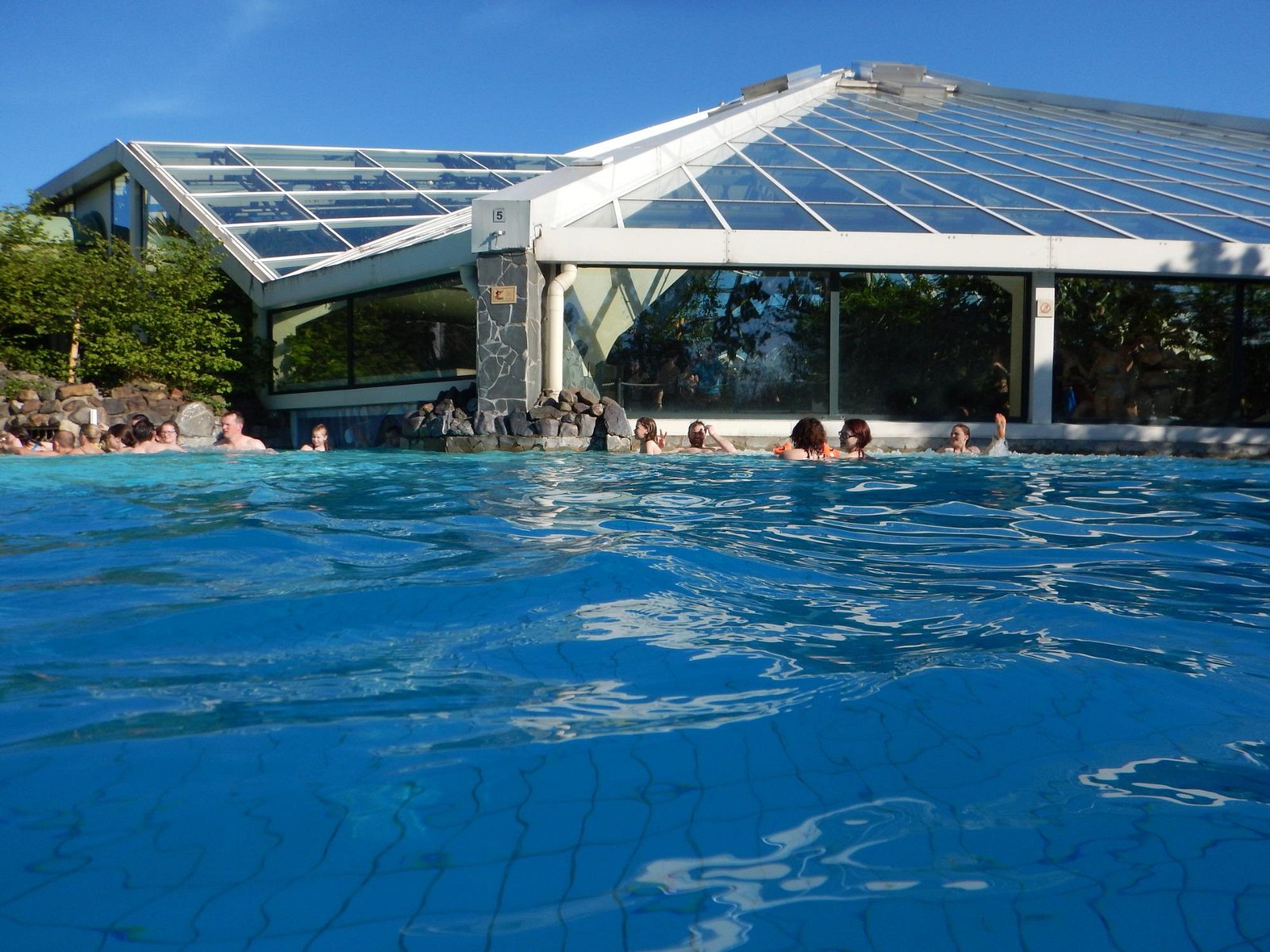 Outdoor pool - swimming pool at Center Parcs Bispinger heide