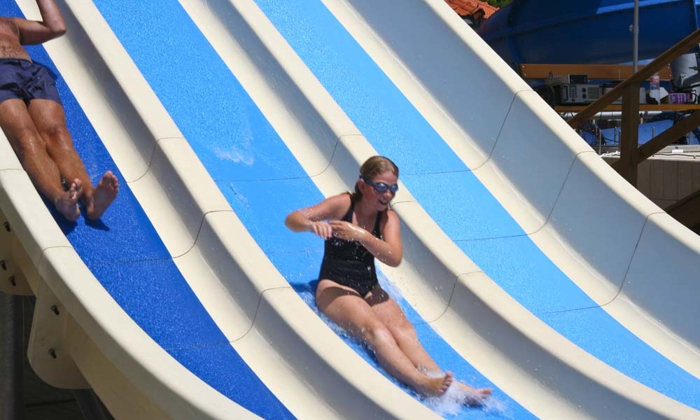 Three-lane water slide - water slide at Aquaforum Františkovy Lázně