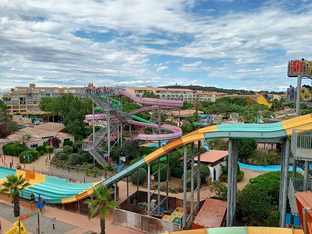 Surf Racer - water slide at Aqualand Cap d’Agde