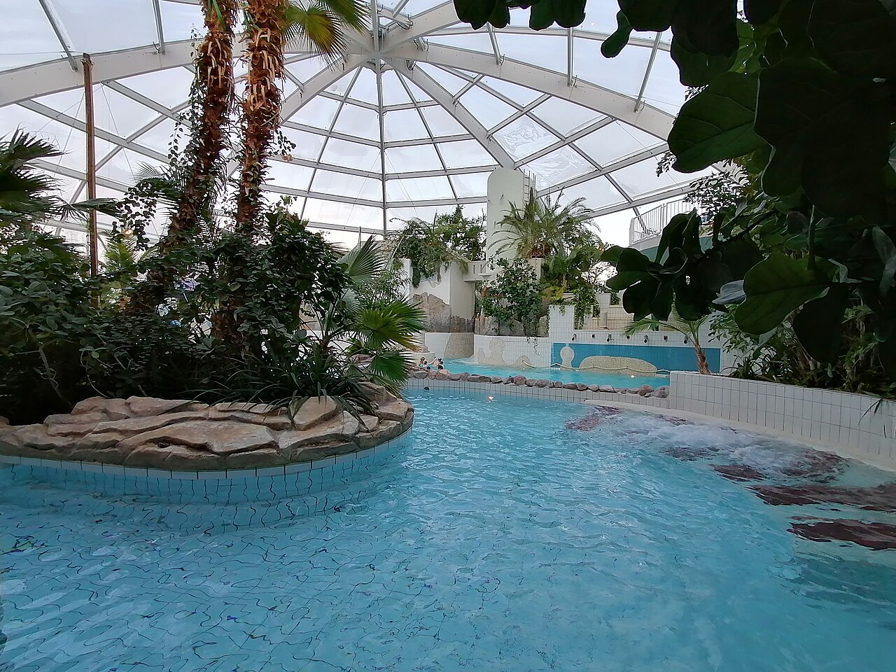 Wave pool - swimming pool at Center Parcs Oostduinkerke aan zee