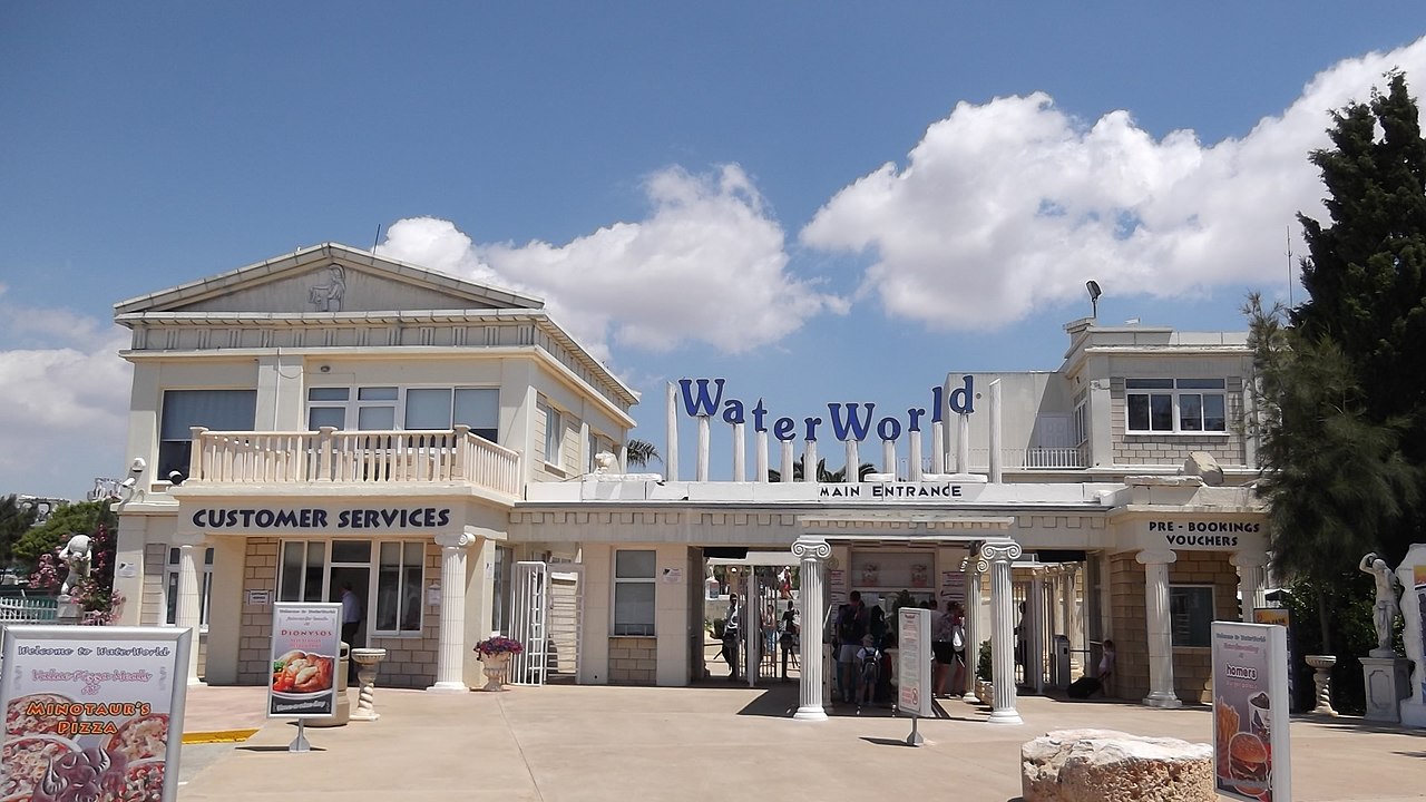 Aquapark WaterWorld Themed Waterpark