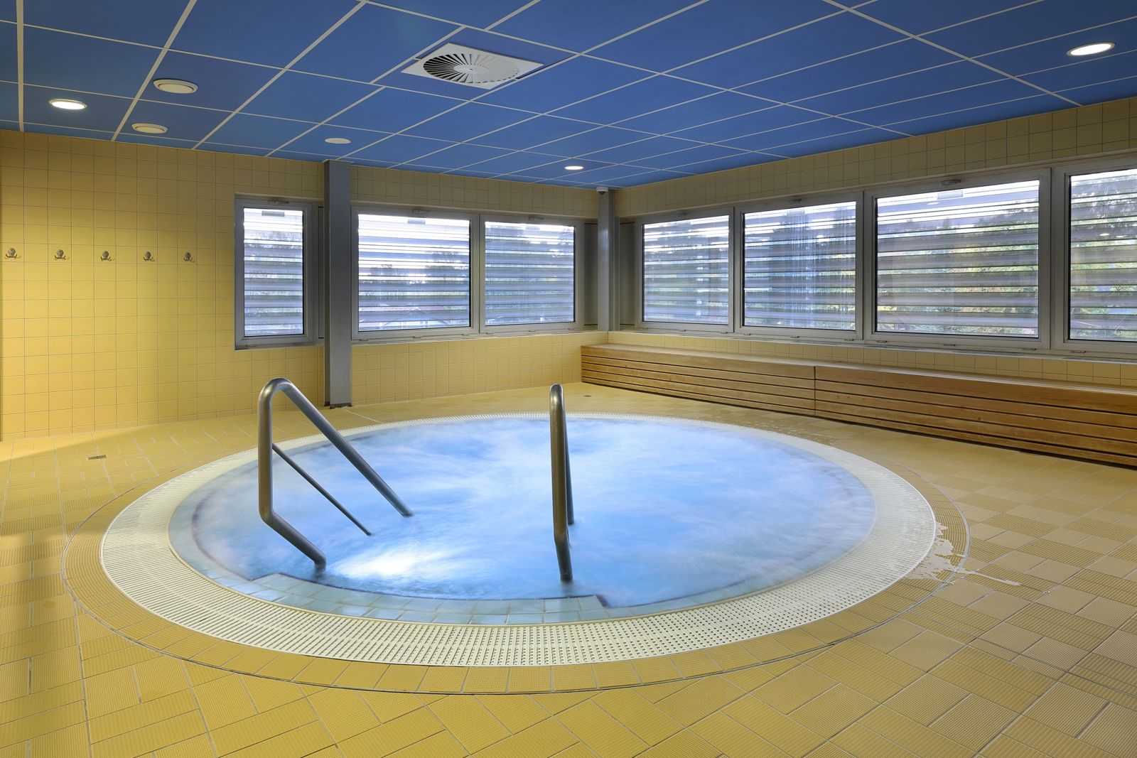 Whirlpool - swimming pool at Aquapark Kladno