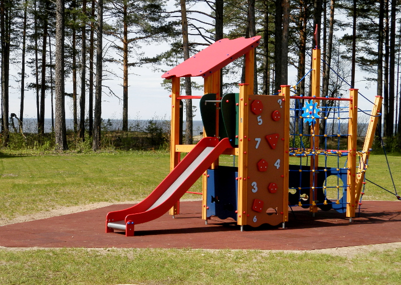 Outdoor Playground - activity zone at Noorus Veepark 