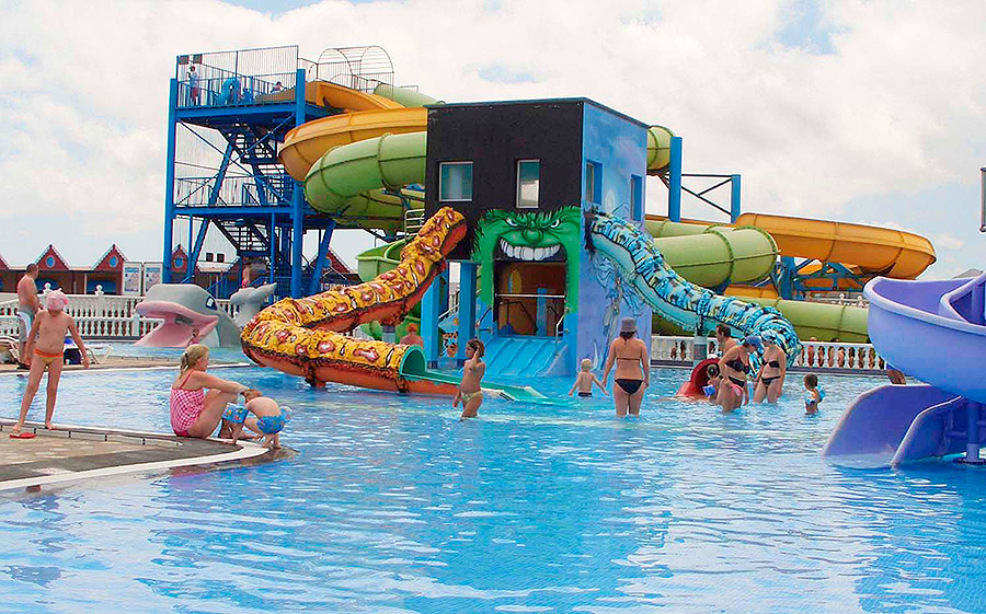 Lago Infantil - activity zone at Aquapark Costa Teguise