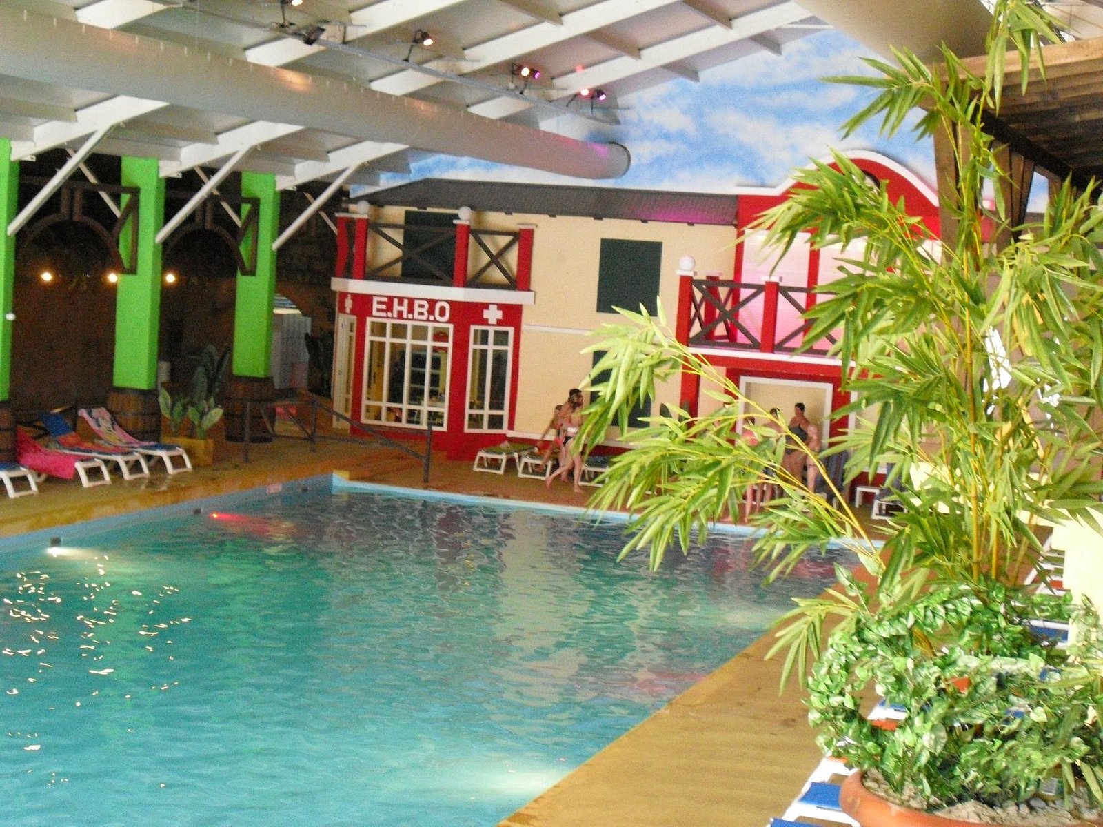 Indoor Pool - swimming pool at Aqua Mexicana Waterpark Slagharen