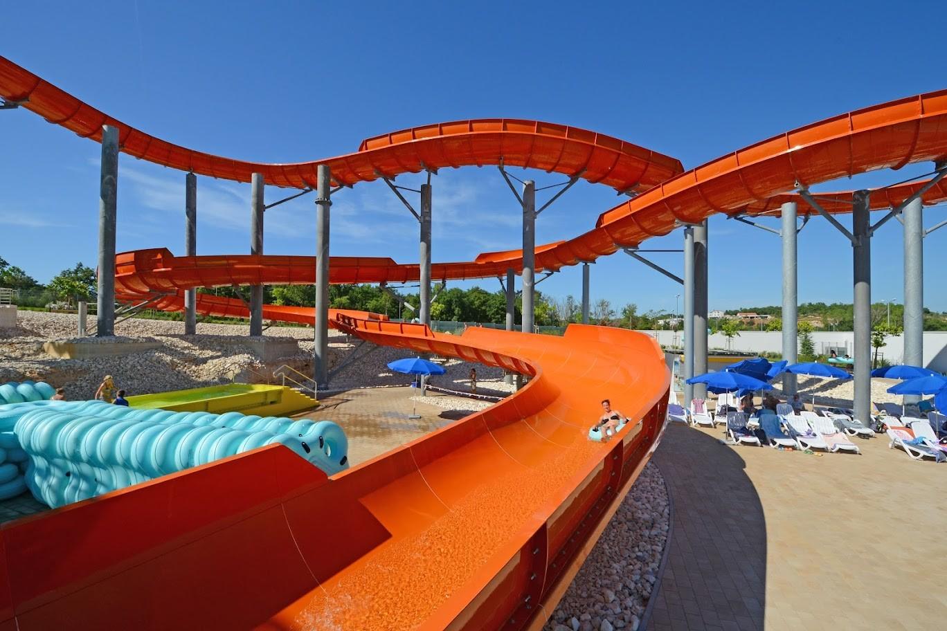 Family rafting slide - water slide at Aquacolors