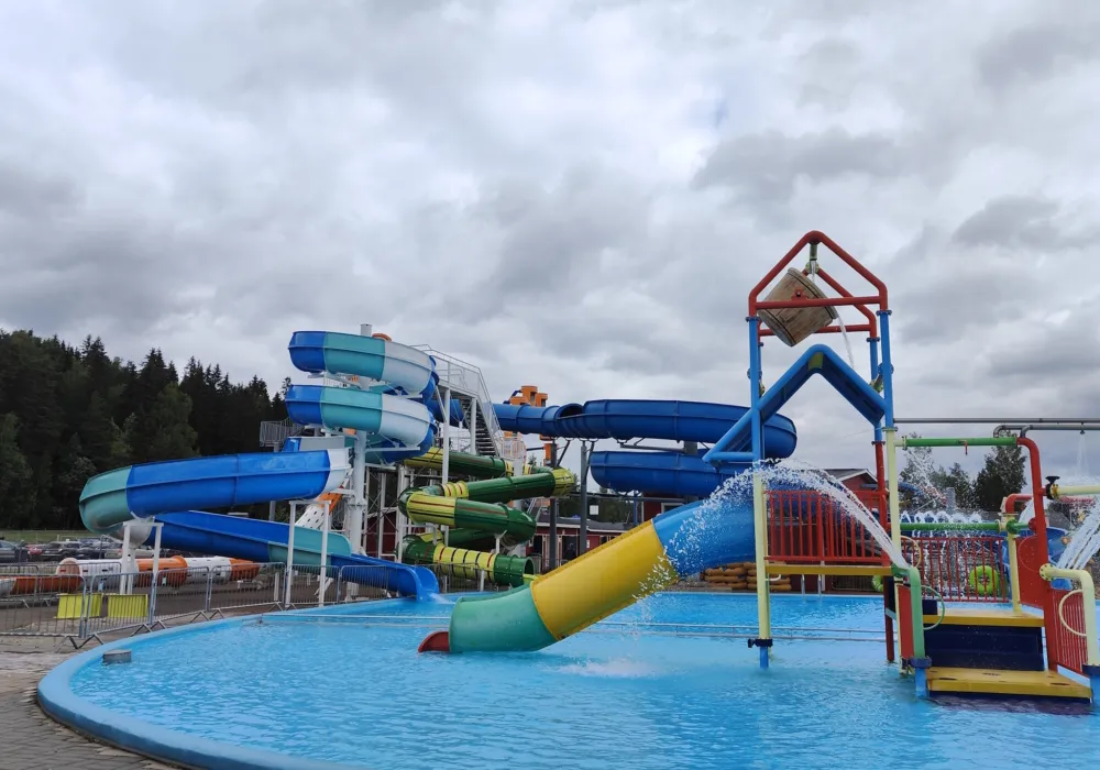 Väkkärä - water slide at Puuhamaa