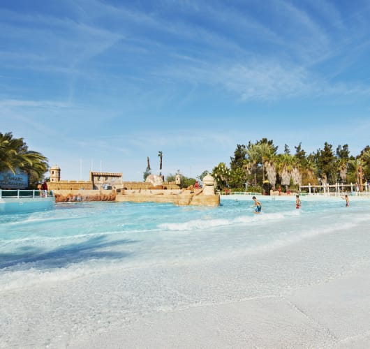 El Triángulo de las Bermudas - swimming pool at PortAventura Caribe Aquatic Park