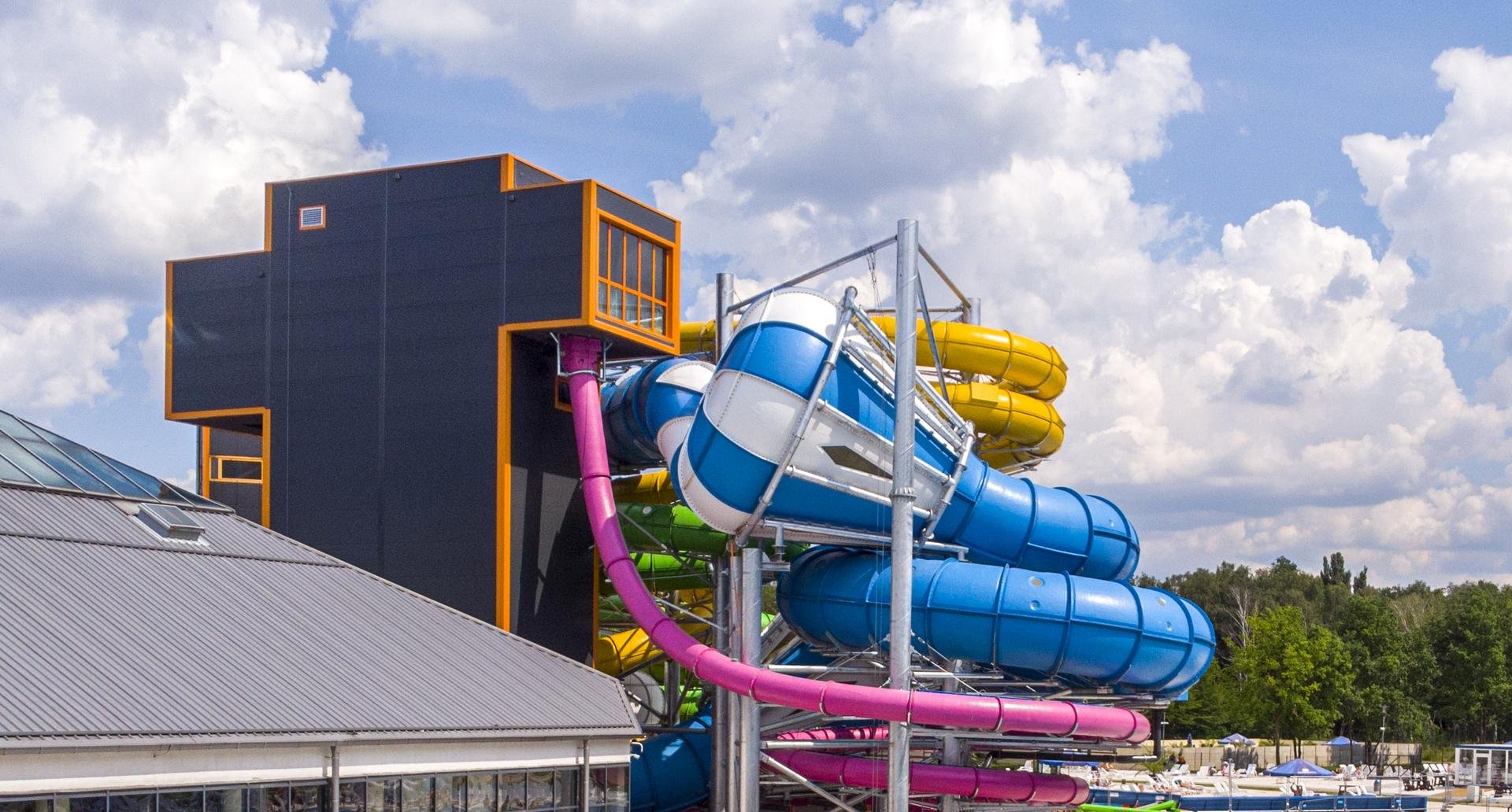 Banzai - water slide at Aquapark Fala Łodz