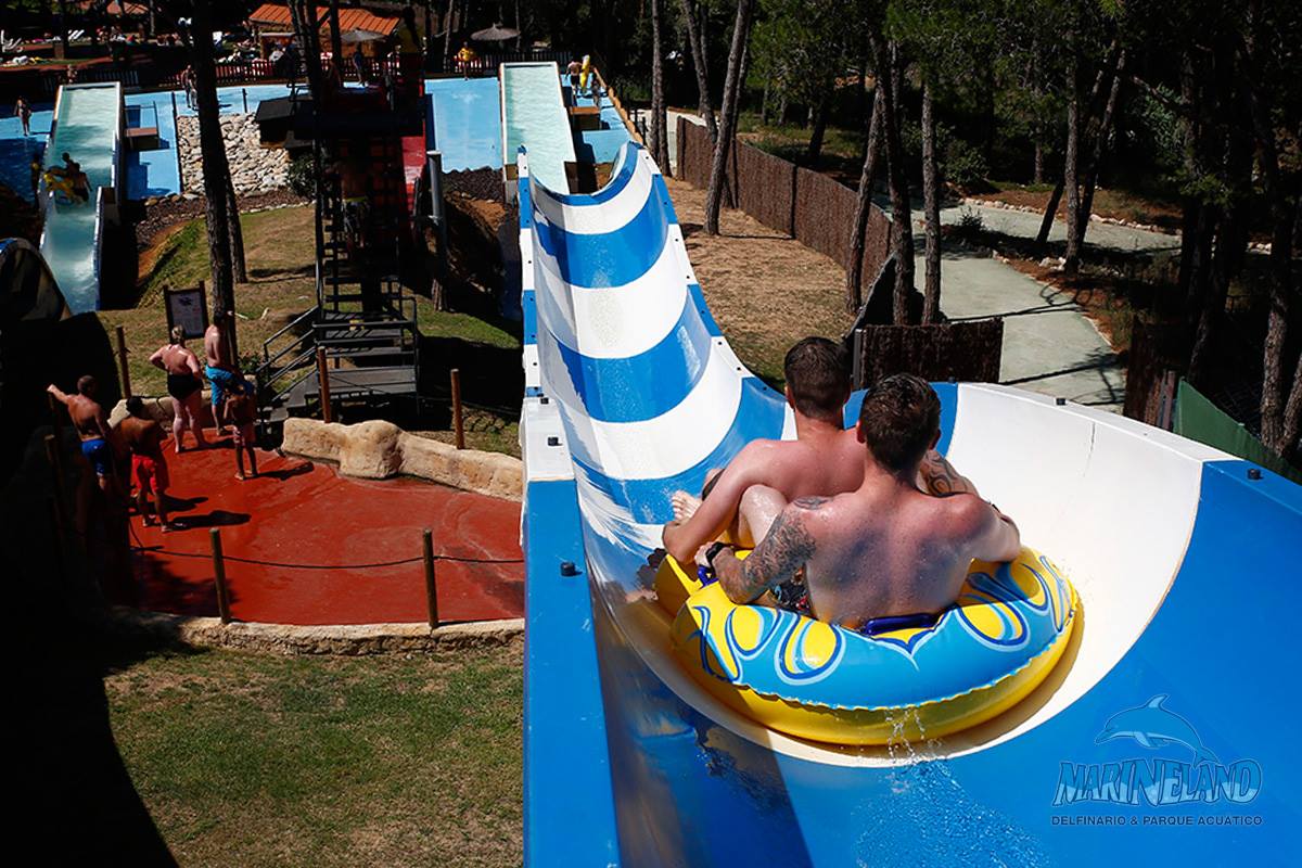  Speed Boats - water slide at Marineland Catalunya