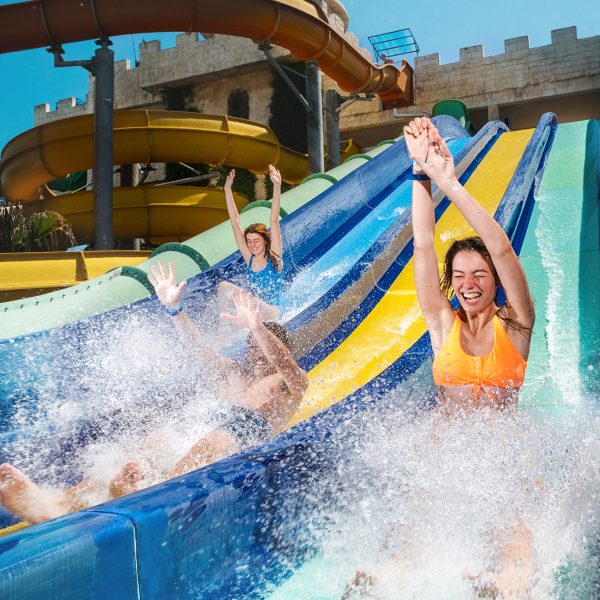 Multislide: 3 tracks - water slide at Aquapark Nesebar