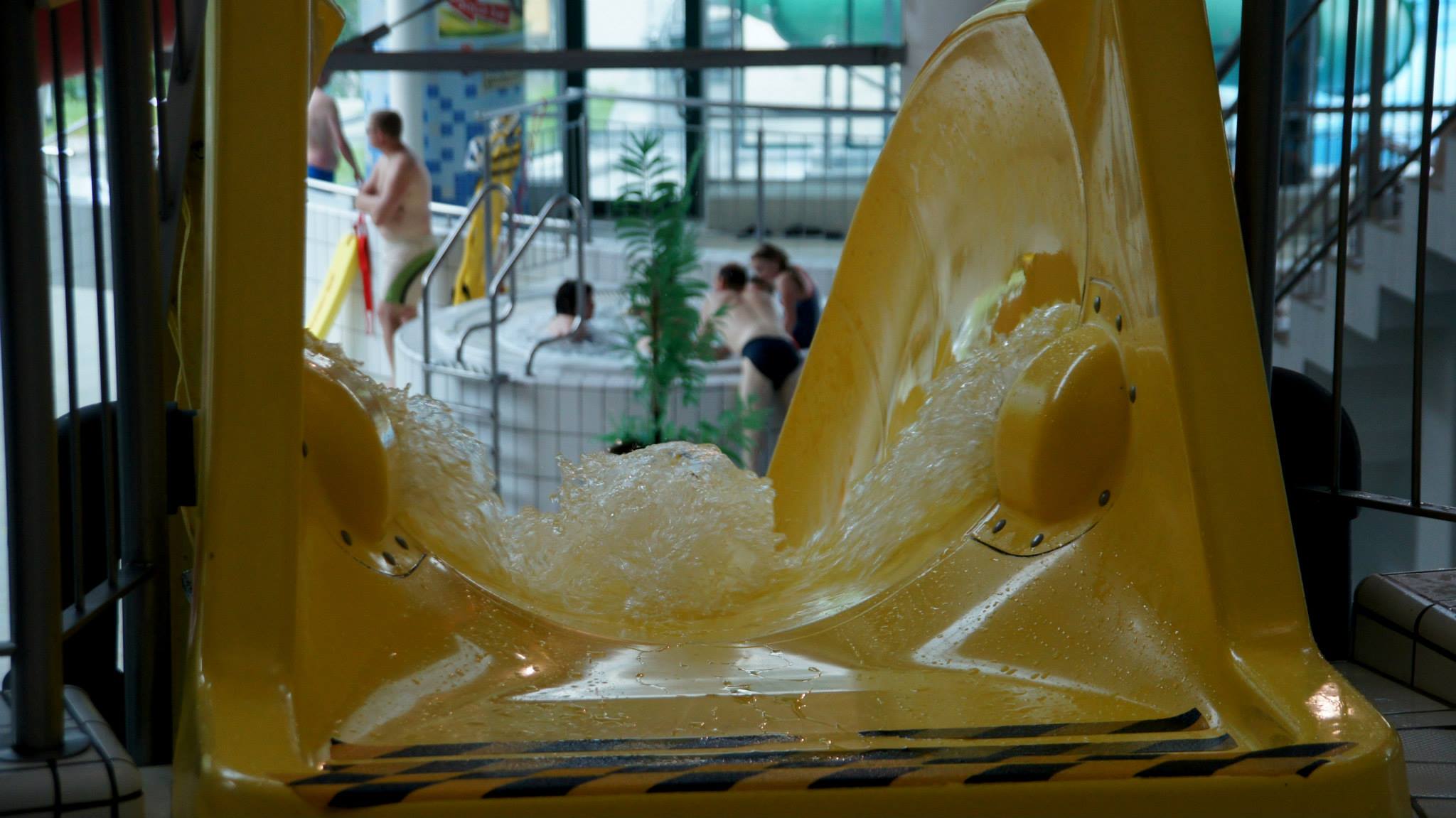 Yellow Slide - water slide at Termy Zakopiańskie 