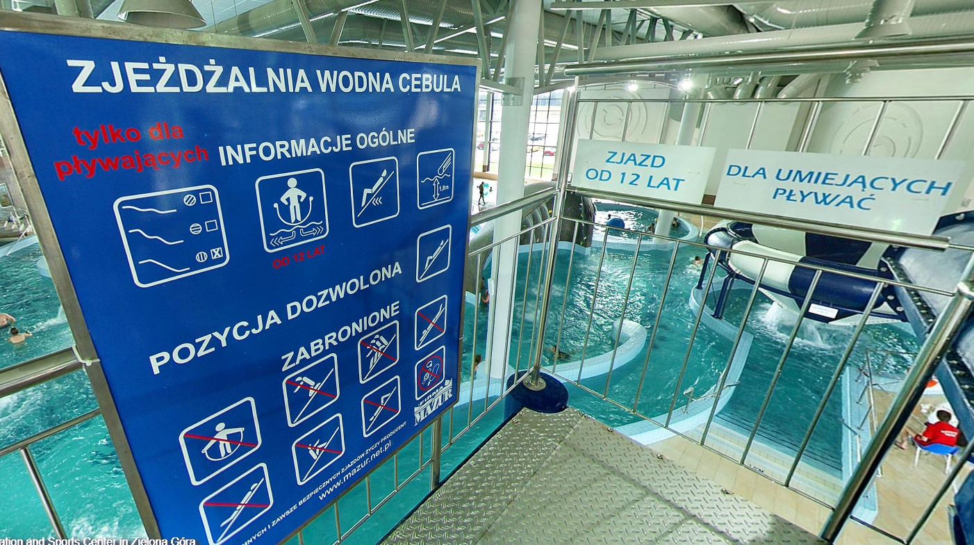  Onion Slide - water slide at Aquapark Zielona Góra